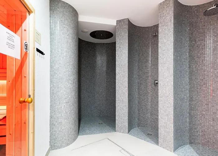 Stone Hill, Sun & Snow *